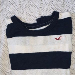 •• Hollister stripped long sleeve••